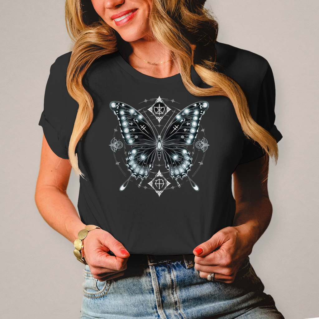 METAMORPHOSIS OF SHADOWS | Dark Butterfy Collection | Nebelmond Damen T-Shirt