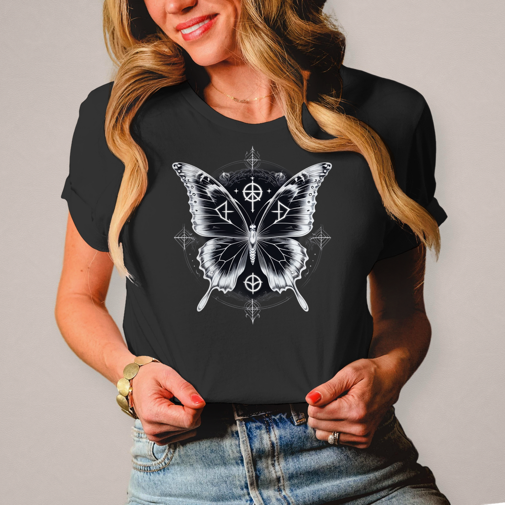 SACRED DARKNESS | Dark Butterfy Collection | Nebelmond Damen T-Shirt